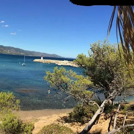 With One Bedroom In Le Lavandou, With Wonderful Mountain Vie